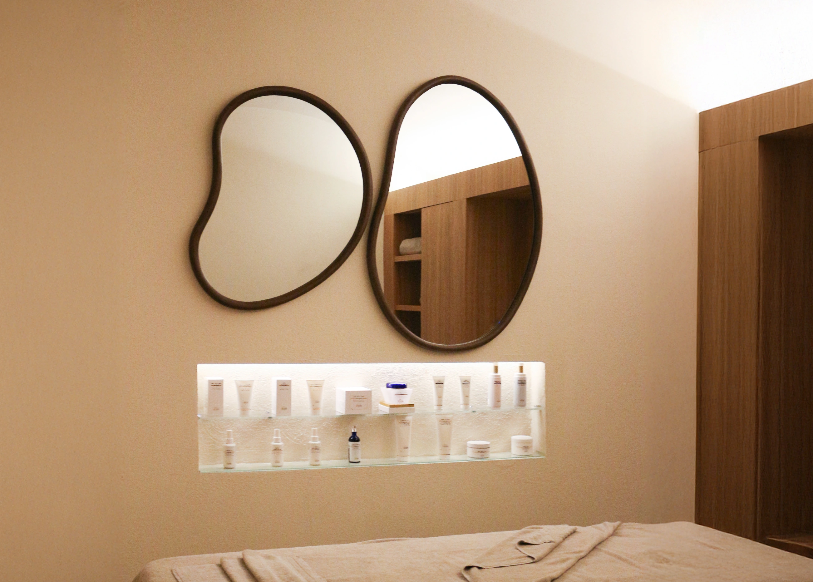 Beauty Room