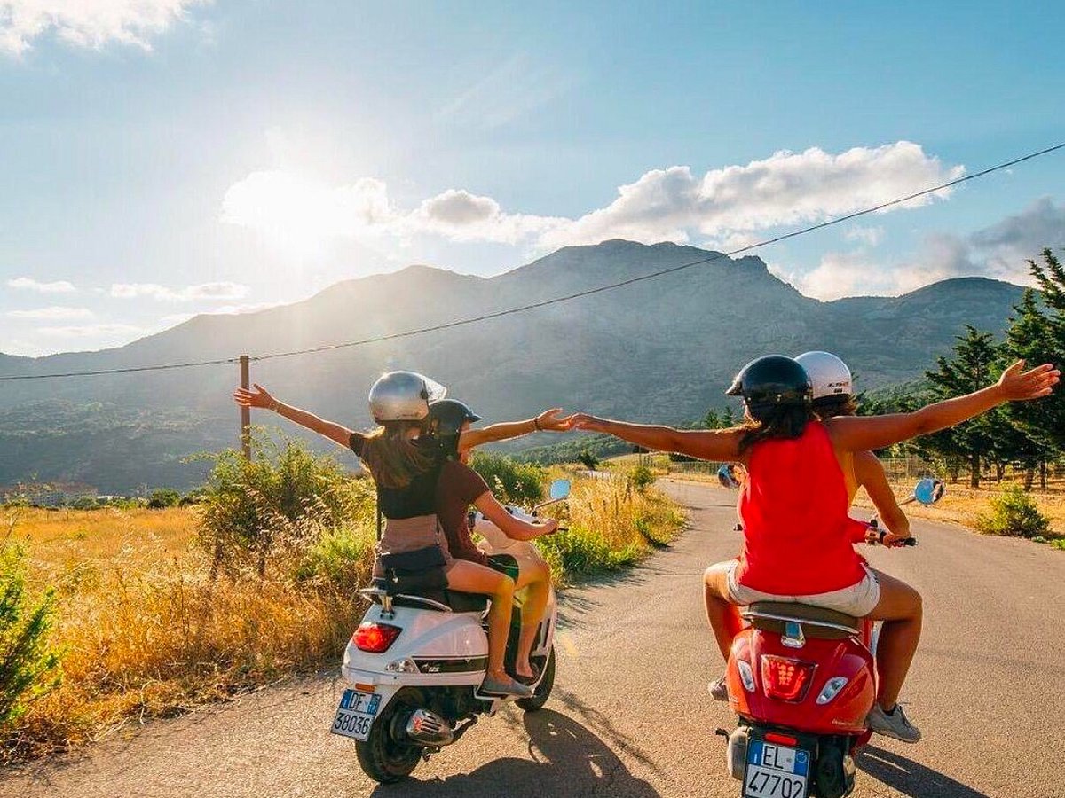 A Vespa tour through Tuscany